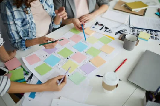 students creating a calendar